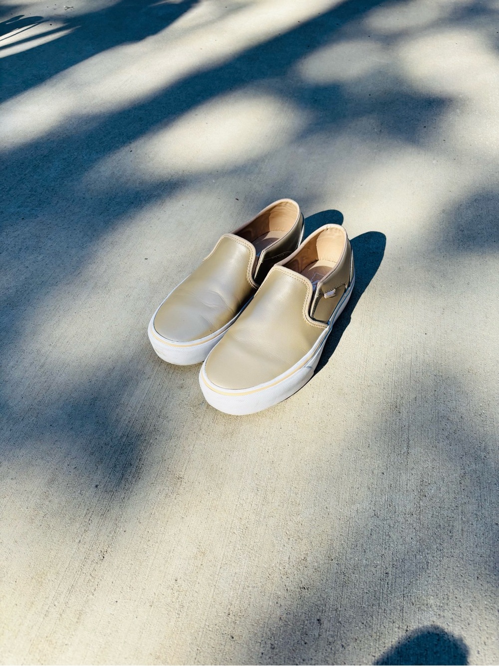 Vans Women’s Slip-On Loafers — Light Tan, or Metallic gold size 8.5 - Picture 3 of 13